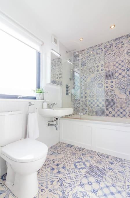 Newly Refurbished Traditional Cottage Blackrock Blackrock  Dış mekan fotoğraf