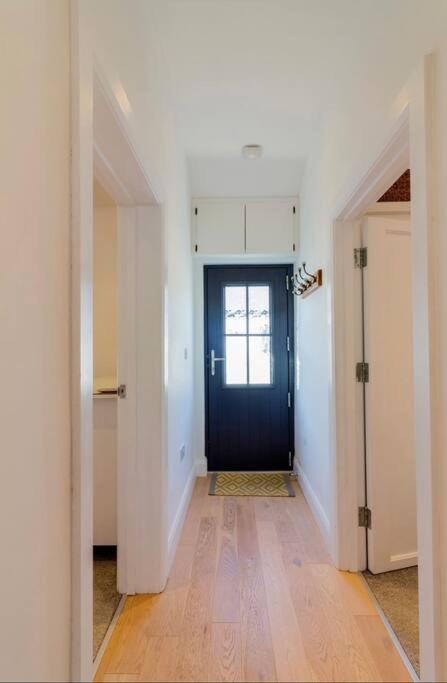 Newly Refurbished Traditional Cottage Blackrock Blackrock  Dış mekan fotoğraf