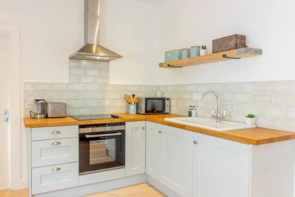 Newly Refurbished Traditional Cottage Blackrock Blackrock  Dış mekan fotoğraf
